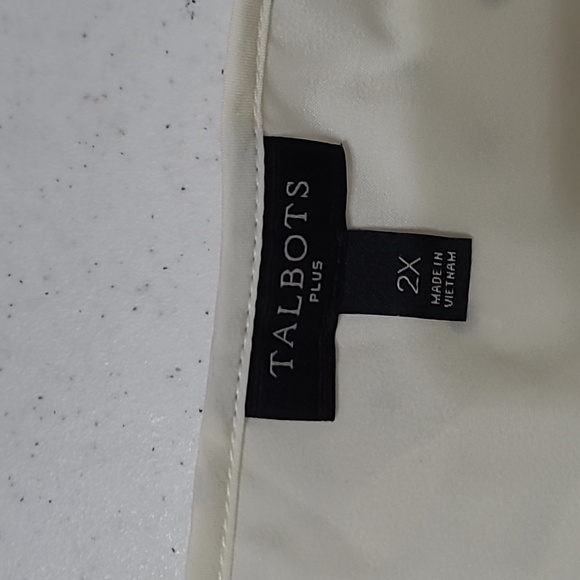 Talbots Cream & Black Polka-dot Blouse with sheer sleeves size 2X - Picture 3 of 9